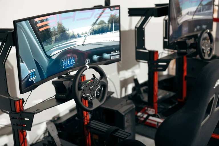 modern szimulátor állomás Székesfehérváron