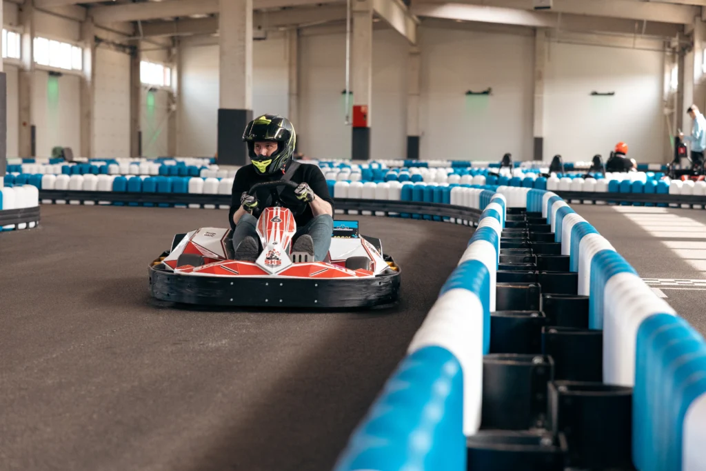 gokart szekesfehervar belteri palya 75