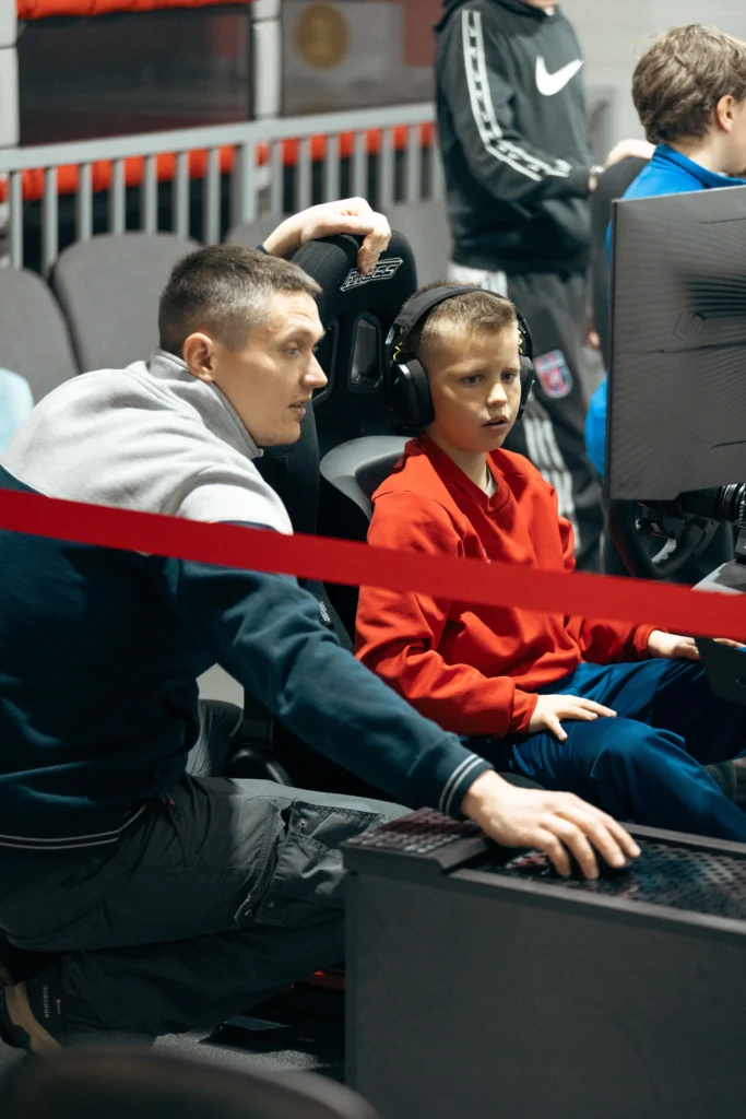 szimulátor élmény az SHS Kart Centerben